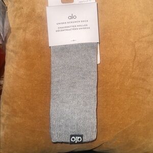 ALO Yoga Heather Gray Athletic Socks